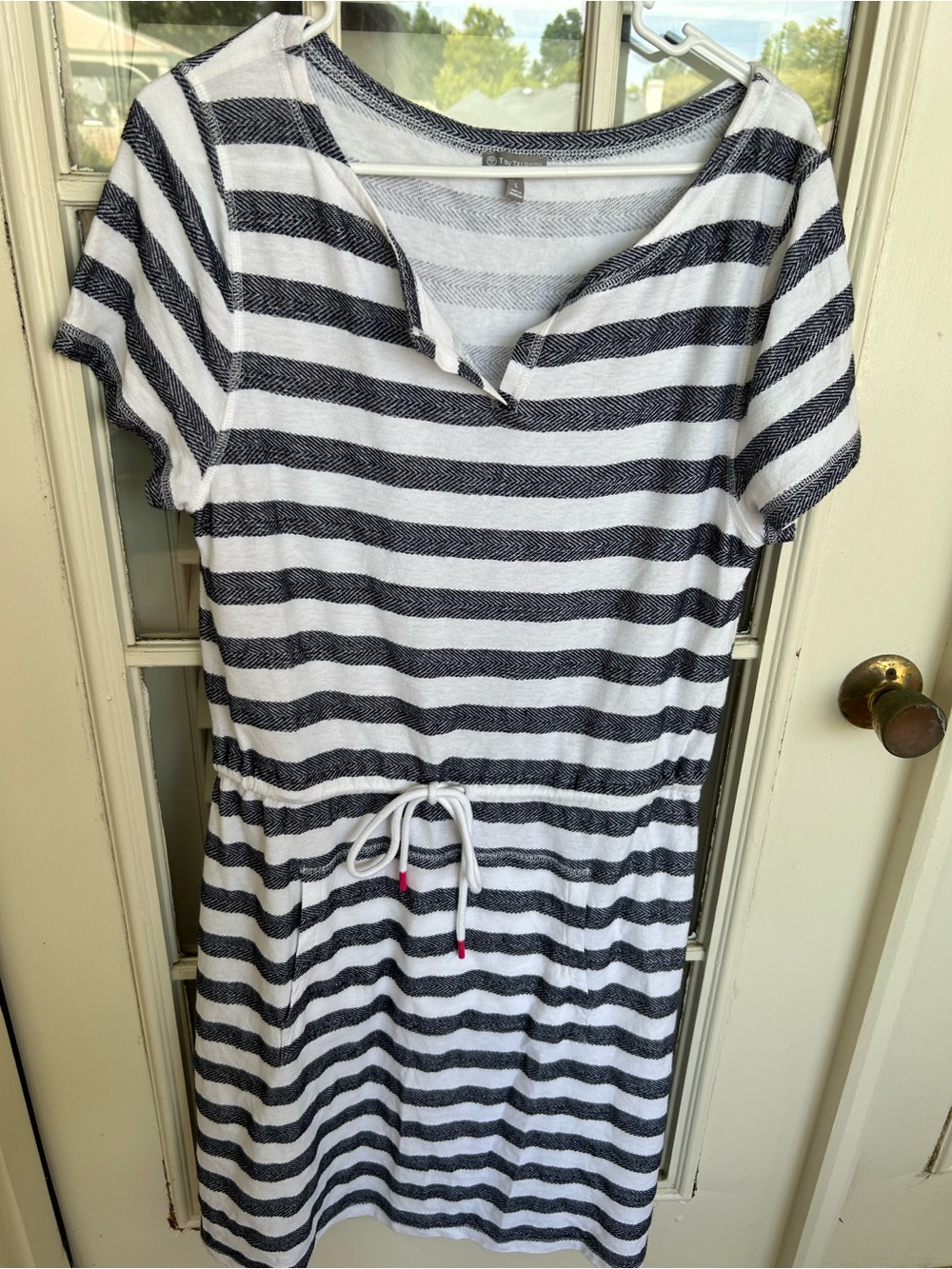 Striped Short-Sleeve Drawstring Waist Dress in White and Navy